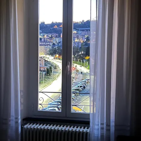 Apartment Vicino Al Mare In Centro Sulla Nuova Pista Ciclabile Imperia
