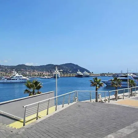 Vicino Al Mare Sulla Pista Ciclabile Апартаменты Империя