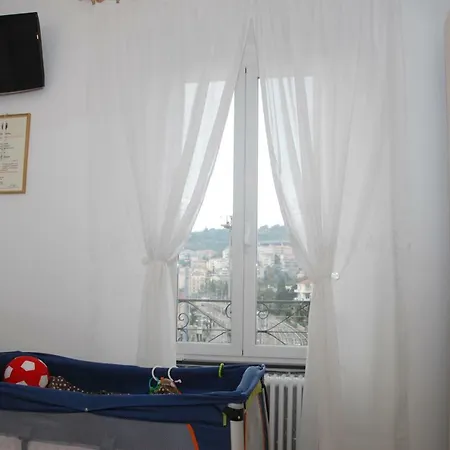 Vicino Al Mare Sulla Pista Ciclabile * Imperia