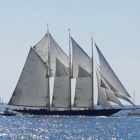 Vicino Al Mare Sulla Pista Ciclabile